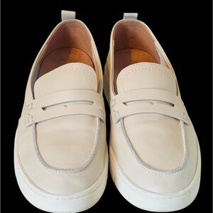 Vionic Uptown Women’s Loafers Cream Ivory Colored All Leather Slip Ons Comfy 8.5